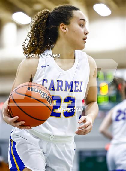 Thumbnail 1 in Noblesville vs Carmel (IHSAA 4A Sectional Championship) photogallery.