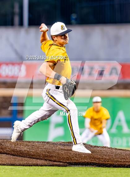 Thumbnail 2 in Uwharrie Charter Academy vs. Perquimans (NCHSAA 1A Final Game 3) photogallery.