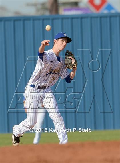 Thumbnail 1 in Thibodaux @ Vandebilt Catholic (VC Tournament) photogallery.