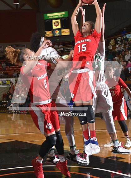 Thumbnail 2 in McClatchy vs. St. Mary's (CIF SJS D1 Final) photogallery.