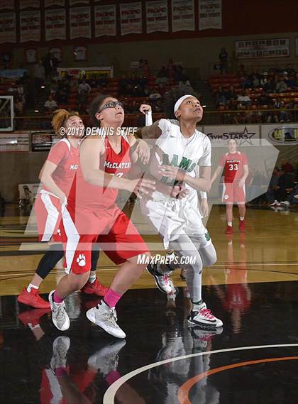 Thumbnail 3 in McClatchy vs. St. Mary's (CIF SJS D1 Final) photogallery.