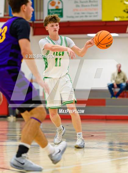 Thumbnail 2 in Greene County Tech vs Greene County Tech (Billy Ply Classic) photogallery.