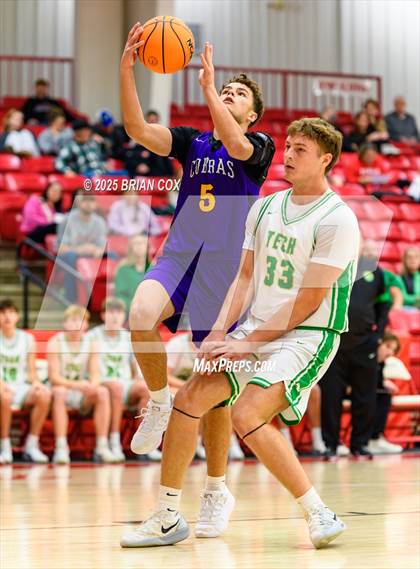 Thumbnail 3 in Greene County Tech vs Greene County Tech (Billy Ply Classic) photogallery.