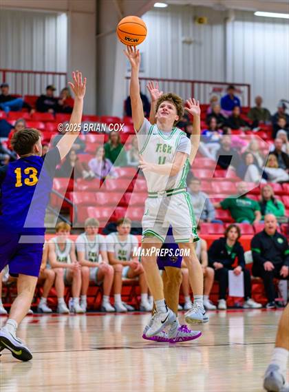 Thumbnail 3 in Greene County Tech vs Greene County Tech (Billy Ply Classic) photogallery.