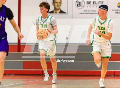 Thumbnail 3 in Greene County Tech vs Greene County Tech (Billy Ply Classic) photogallery.