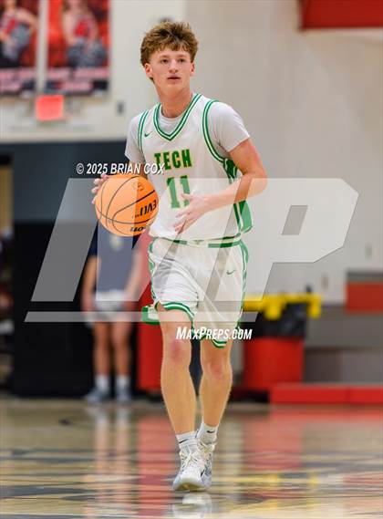 Thumbnail 3 in Greene County Tech vs Greene County Tech (Billy Ply Classic) photogallery.