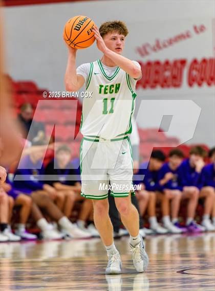 Thumbnail 3 in Greene County Tech vs Greene County Tech (Billy Ply Classic) photogallery.