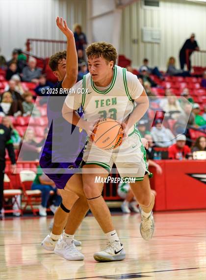 Thumbnail 3 in Greene County Tech vs Greene County Tech (Billy Ply Classic) photogallery.