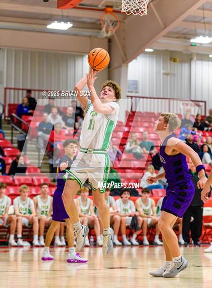 Thumbnail 2 in Greene County Tech vs Greene County Tech (Billy Ply Classic) photogallery.