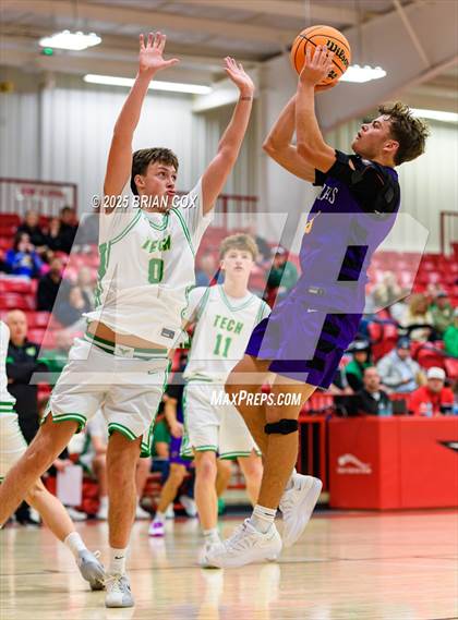 Thumbnail 1 in Greene County Tech vs Greene County Tech (Billy Ply Classic) photogallery.