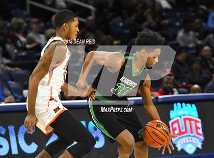 Thumbnail 3 in Bogan vs. Dominican (Chicago Elite Classic) photogallery.
