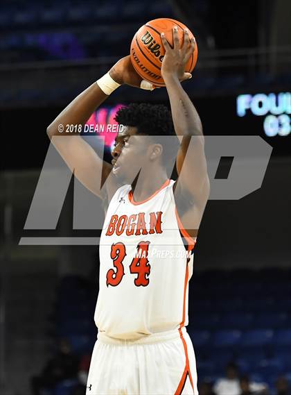 Thumbnail 1 in Bogan vs. Dominican (Chicago Elite Classic) photogallery.