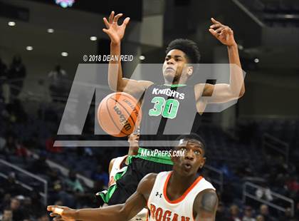 Thumbnail 2 in Bogan vs. Dominican (Chicago Elite Classic) photogallery.