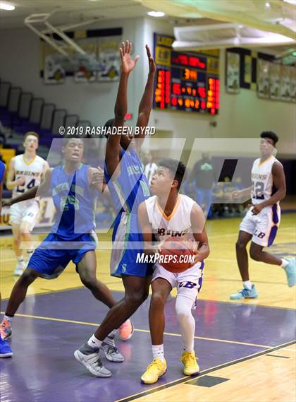 Thumbnail 2 in Lake Braddock vs. Green Run (Glory Days Grill Tournament of Champions) photogallery.