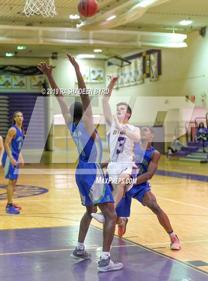 Thumbnail 3 in Lake Braddock vs. Green Run (Glory Days Grill Tournament of Champions) photogallery.