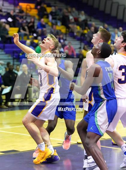 Thumbnail 2 in Lake Braddock vs. Green Run (Glory Days Grill Tournament of Champions) photogallery.