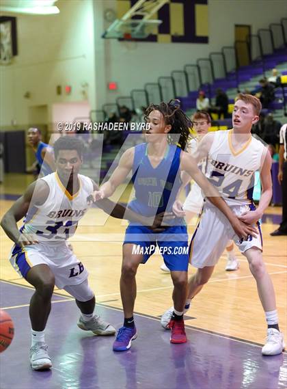 Thumbnail 2 in Lake Braddock vs. Green Run (Glory Days Grill Tournament of Champions) photogallery.