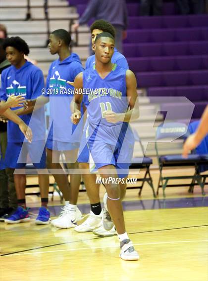 Thumbnail 3 in Lake Braddock vs. Green Run (Glory Days Grill Tournament of Champions) photogallery.