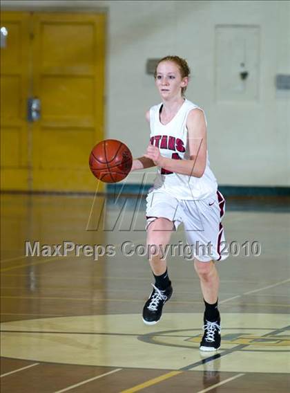Thumbnail 3 in Nipomo vs. Righetti (Santa Barbara Tournament of Champions) photogallery.