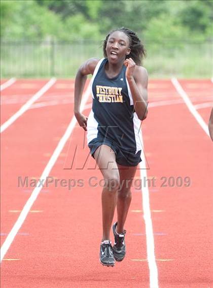 Thumbnail 1 in TAPPS 4A South Region Track & Field Qualifier  photogallery.
