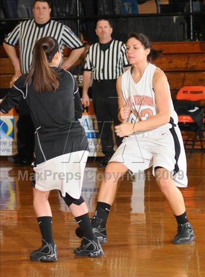 Thumbnail 3 in Centralia vs. Mt. Vernon photogallery.