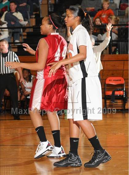 Thumbnail 2 in Centralia vs. Mt. Vernon photogallery.