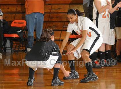 Thumbnail 2 in Centralia vs. Mt. Vernon photogallery.