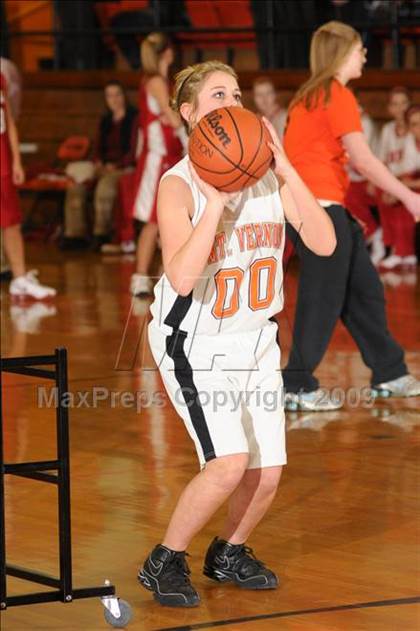 Thumbnail 3 in Centralia vs. Mt. Vernon photogallery.