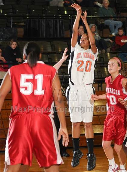 Thumbnail 2 in Centralia vs. Mt. Vernon photogallery.