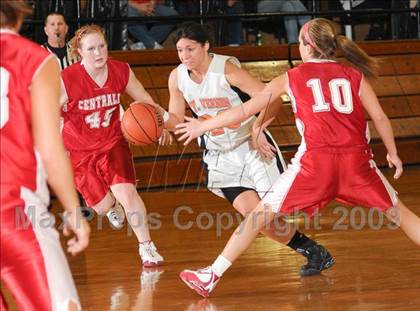 Thumbnail 2 in Centralia vs. Mt. Vernon photogallery.