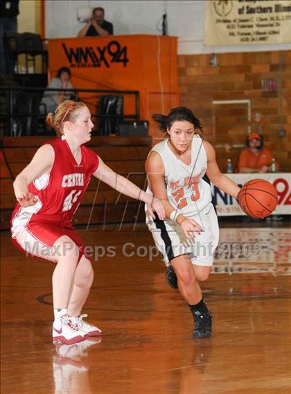 Thumbnail 2 in Centralia vs. Mt. Vernon photogallery.