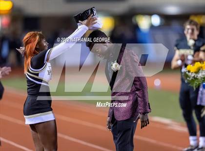 Thumbnail 2 in Mishawaka Marian @ Penn photogallery.