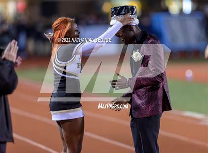 Thumbnail 3 in Mishawaka Marian @ Penn photogallery.