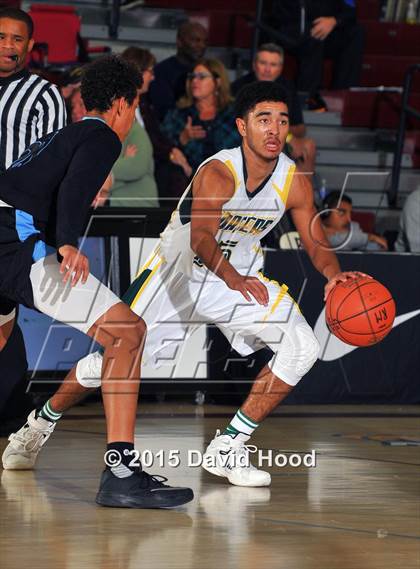 Thumbnail 2 in Villa Park vs. Edison (MaxPreps Holiday Classic) photogallery.