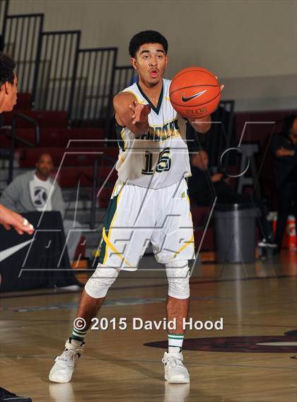 Thumbnail 3 in Villa Park vs. Edison (MaxPreps Holiday Classic) photogallery.