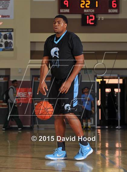 Thumbnail 2 in Villa Park vs. Edison (MaxPreps Holiday Classic) photogallery.