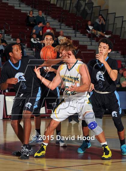Thumbnail 1 in Villa Park vs. Edison (MaxPreps Holiday Classic) photogallery.