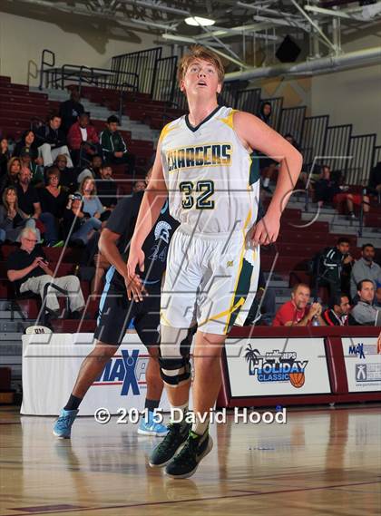 Thumbnail 3 in Villa Park vs. Edison (MaxPreps Holiday Classic) photogallery.