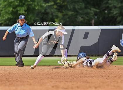 Thumbnail 3 in East Forsyth vs D.H. Conley (NCHSAA 4A Final Game 3)  photogallery.
