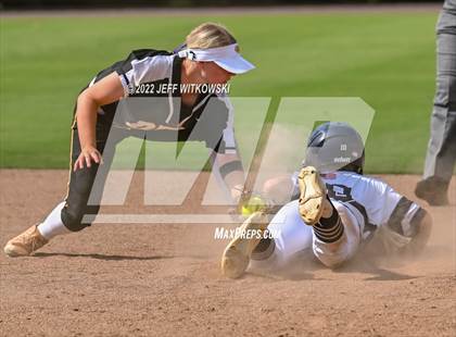 Thumbnail 3 in East Forsyth vs D.H. Conley (NCHSAA 4A Final Game 3)  photogallery.