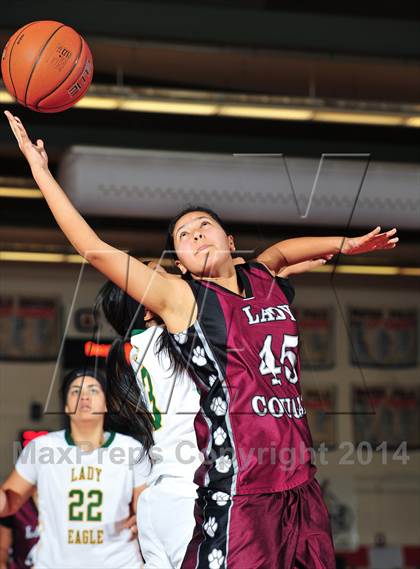Thumbnail 2 in Granite Hills vs. Eisenhower (Lady Bears Holiday Classic) photogallery.