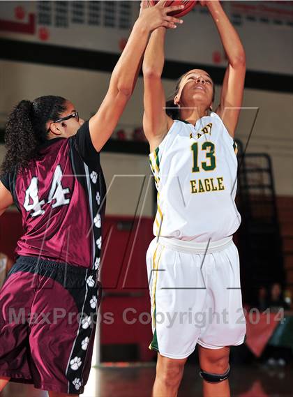 Thumbnail 1 in Granite Hills vs. Eisenhower (Lady Bears Holiday Classic) photogallery.