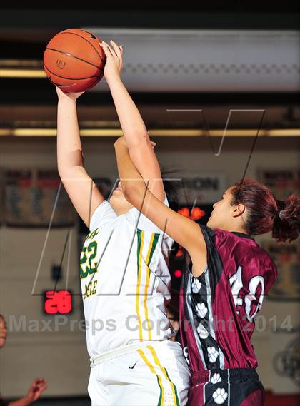 Thumbnail 1 in Granite Hills vs. Eisenhower (Lady Bears Holiday Classic) photogallery.
