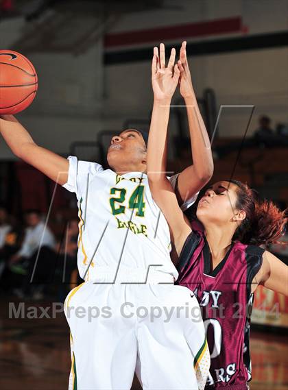 Thumbnail 1 in Granite Hills vs. Eisenhower (Lady Bears Holiday Classic) photogallery.