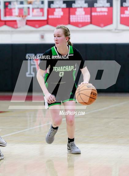 Thumbnail 3 in Tehachapi @ Harvard-Westlake (CIF State D11 1st Round) photogallery.