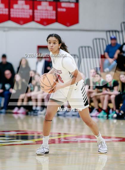 Thumbnail 2 in Tehachapi @ Harvard-Westlake (CIF State D11 1st Round) photogallery.