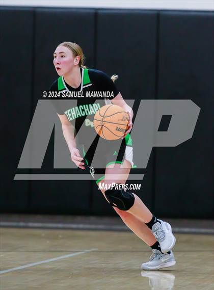 Thumbnail 1 in Tehachapi @ Harvard-Westlake (CIF State D11 1st Round) photogallery.