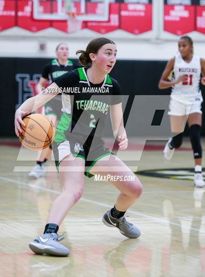 Thumbnail 2 in Tehachapi @ Harvard-Westlake (CIF State D11 1st Round) photogallery.