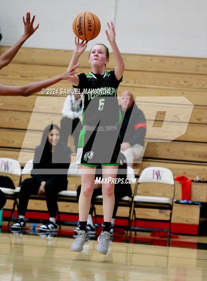Thumbnail 3 in Tehachapi @ Harvard-Westlake (CIF State D11 1st Round) photogallery.