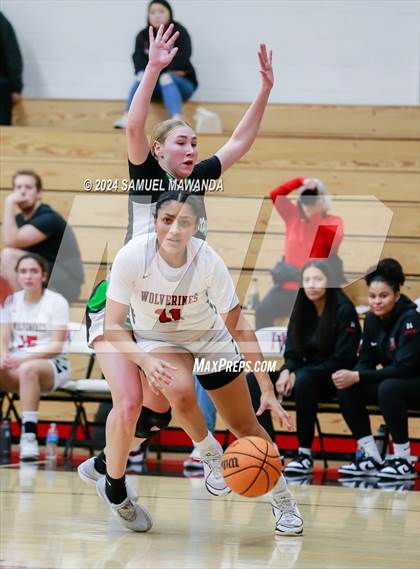 Thumbnail 1 in Tehachapi @ Harvard-Westlake (CIF State D11 1st Round) photogallery.